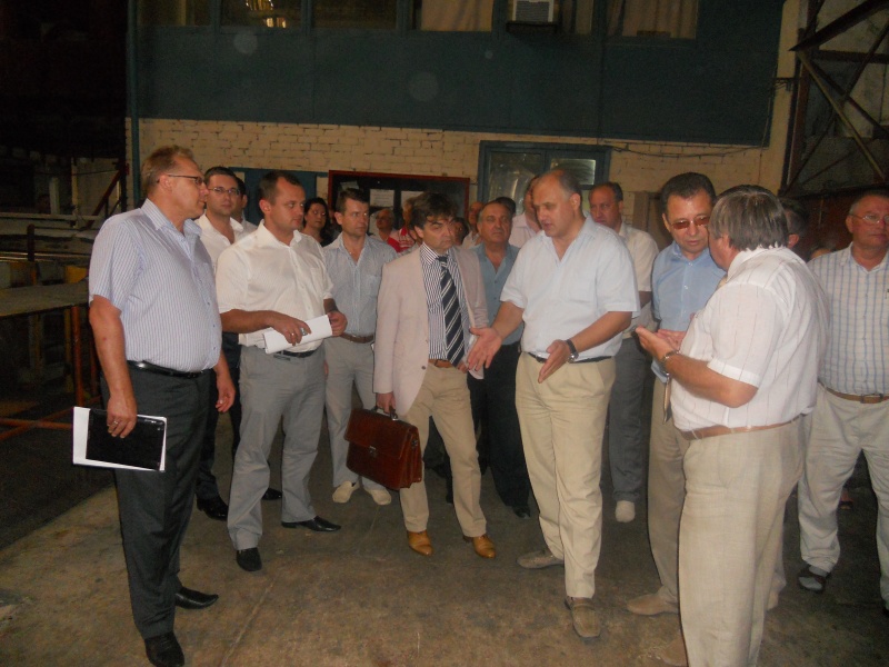 Директора и власти Волгограда посетили очередной завод и подвели итоги работы за месяц